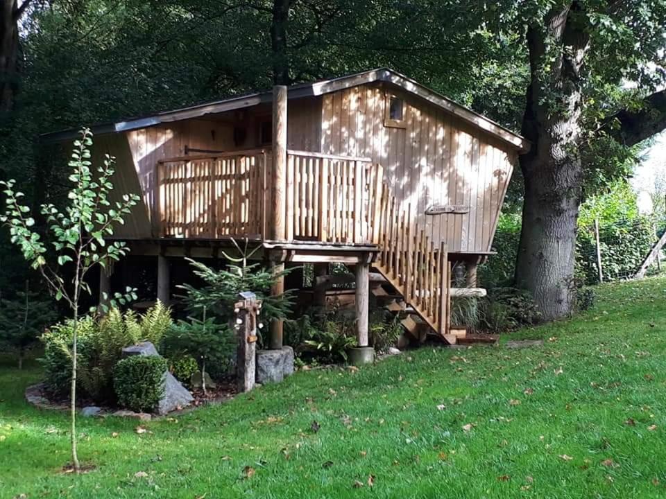 La Cabane Perchee Du Trappeur Écrainville Kültér fotó