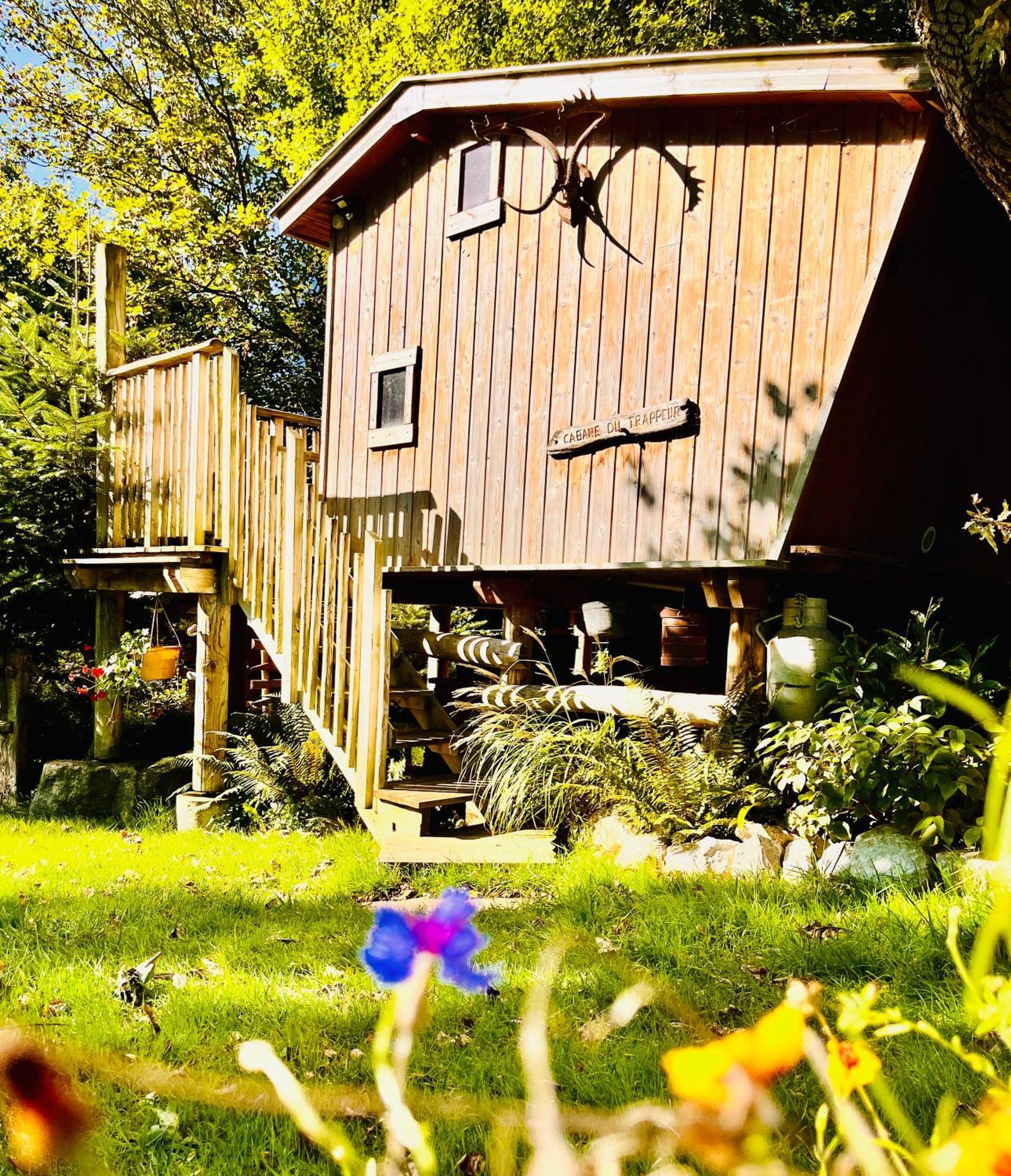 La Cabane Perchee Du Trappeur Écrainville Kültér fotó