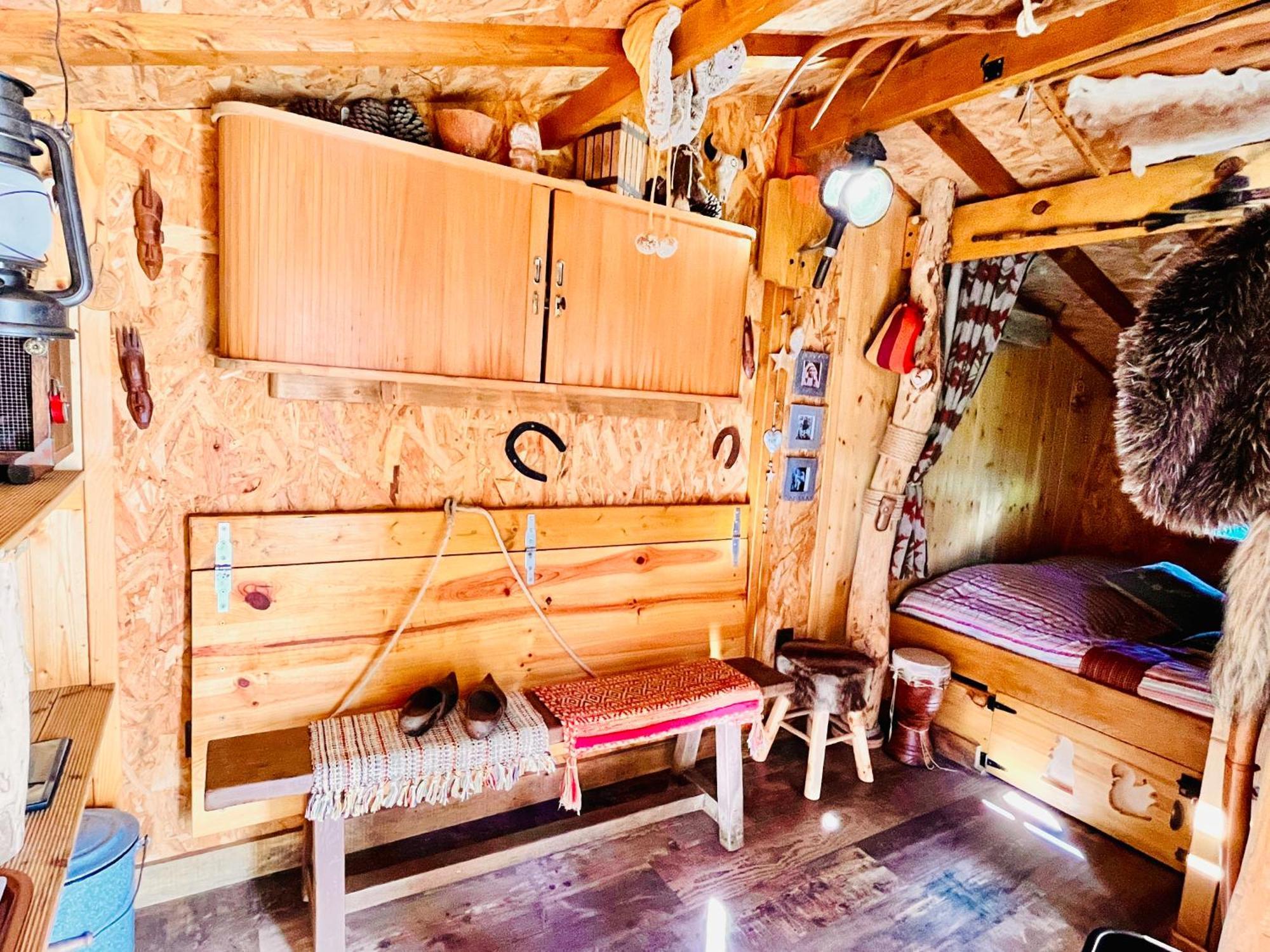 La Cabane Perchee Du Trappeur Écrainville Kültér fotó